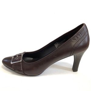 📦 MOVING SALE 🚛 Banana Republic🦉brown leather heels Size 10